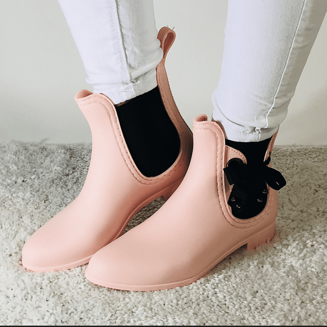 70003-1.png Kummikud heleroosa lipsuga S40-20 - Image 1