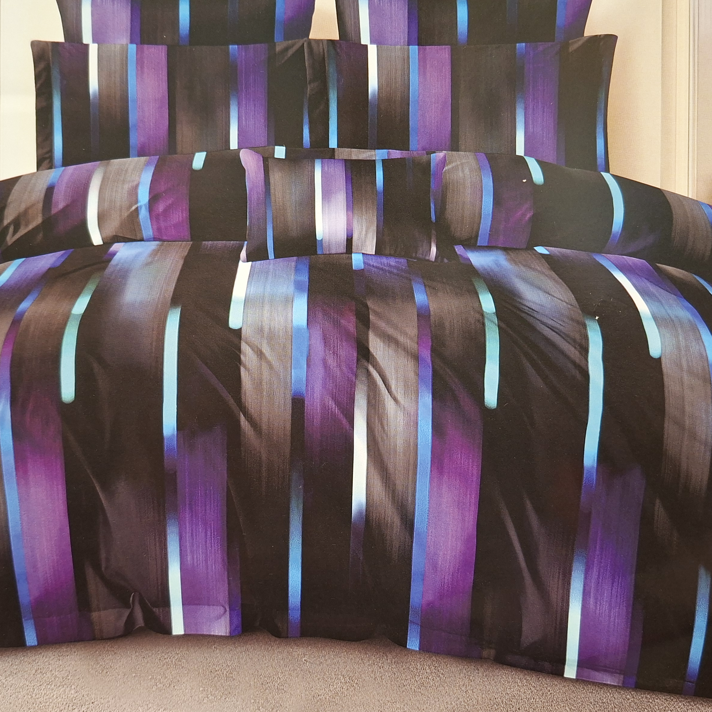 2000000956633-1.png Voodipesukomplekt 200x220cm (4-osaline) - Pilt 1