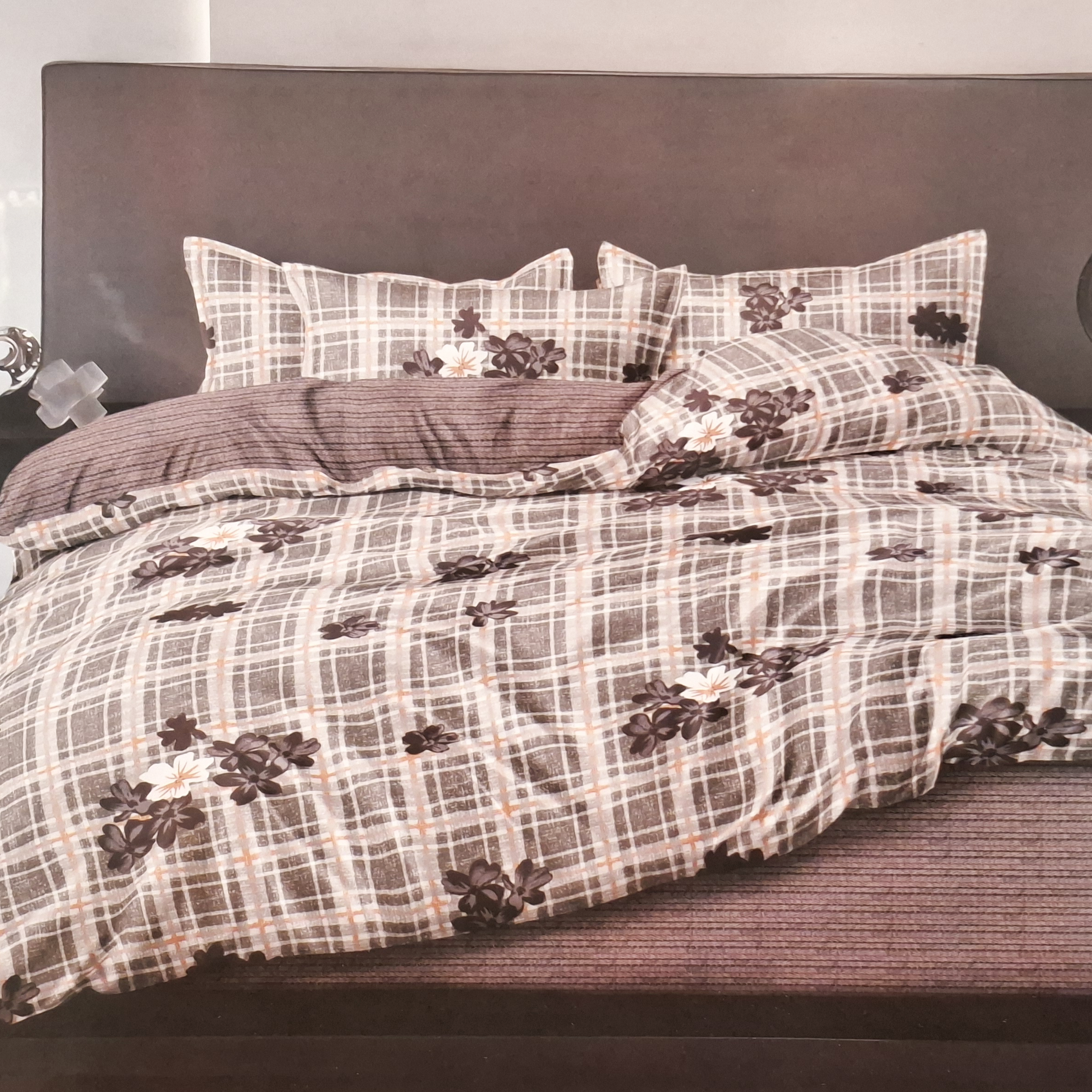 2000000957234-1.png Voodipesukomplekt 200x220cm (4-osaline) - Image 1