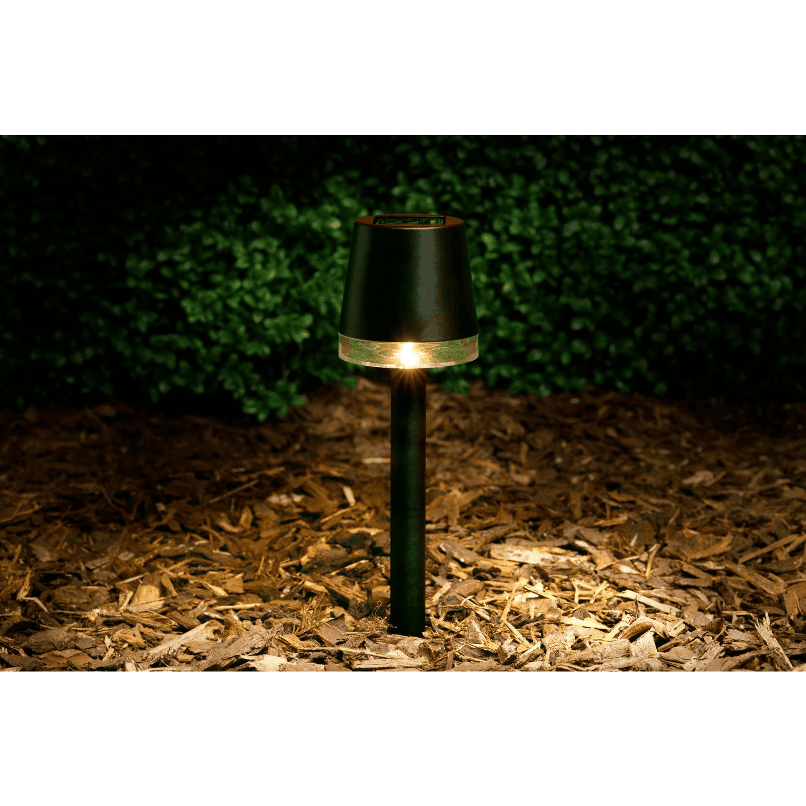 8711252261850-1.png Grundig aiavalgusti päikesepatareiga - Pilt 1